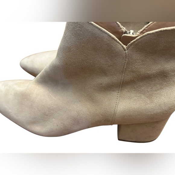 Cole Haan Tan Ankle Boots with Pointed Toe and High Heel - Picture 5 of 7